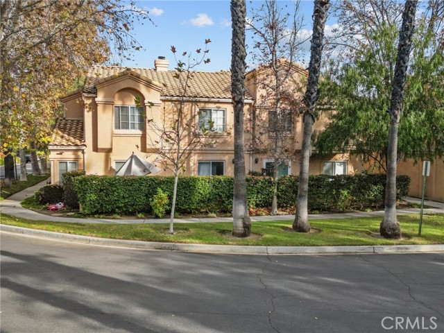 Detail Gallery Image 3 of 26 For 25216 Steinbeck Ave #F,  Stevenson Ranch,  CA 91381 - 2 Beds | 2 Baths