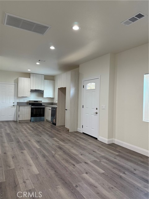 Detail Gallery Image 8 of 31 For 1191 N 1st. Unit "C", Upland,  CA 91786 - 3 Beds | 2 Baths