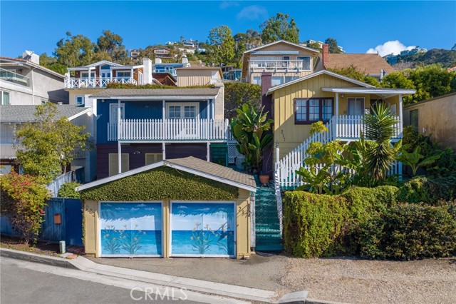 Detail Gallery Image 12 of 19 For 217 &223 Nyes Pl, Laguna Beach,  CA 92651 - – Beds | – Baths