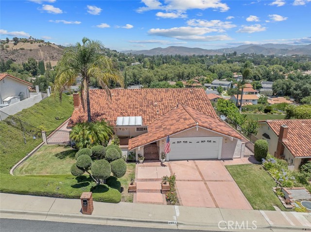 2039 Channelford Road, Westlake Village CA: https://media.crmls.org/medias/6b8efabb-e9fe-489d-8a02-da8de1b54001.jpg