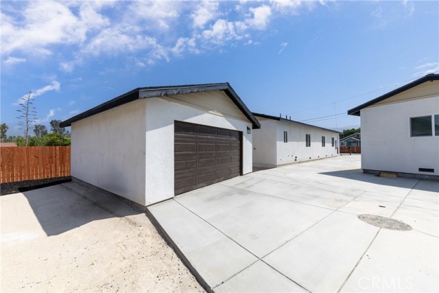 7972 Cortez Street, Highland CA: https://media.crmls.org/medias/6b8f2f49-c8fb-498f-9158-a73b829fac8e.jpg