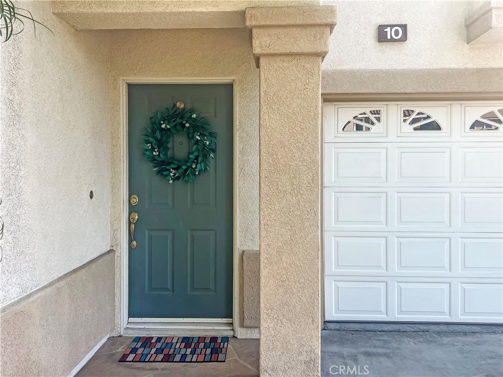 MLS #OC25250723 image #1