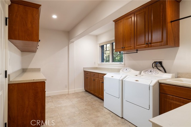 Detail Gallery Image 25 of 36 For 25862 Pecos Rd, Laguna Hills,  CA 92653 - 5 Beds | 4/1 Baths