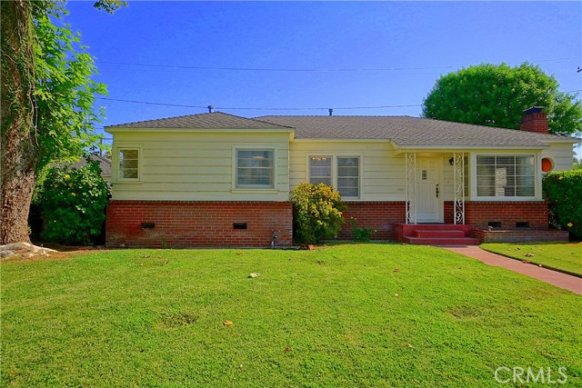 Detail Gallery Image 2 of 21 For 4285 Oakwood Pl, Riverside,  CA 92506 - 3 Beds | 1/1 Baths