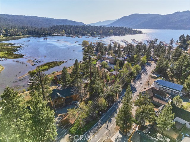 Detail Gallery Image 40 of 53 For 448 Edgemoor Rd, Big Bear Lake,  CA 92315 - 7 Beds | 4/1 Baths