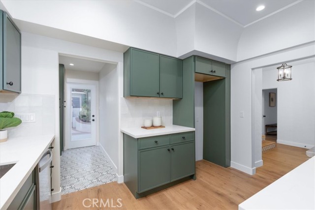 Detail Gallery Image 11 of 35 For 4251 Angeles Vista Bld, View Park,  CA 90008 - 3 Beds | 2 Baths