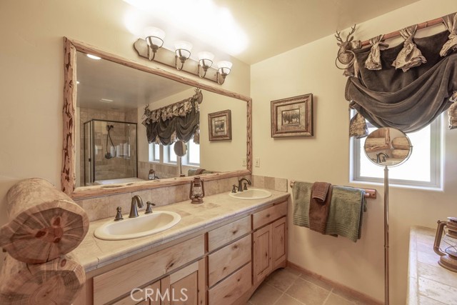 625 Cedar Glen Drive, Big Bear City CA: https://media.crmls.org/medias/6b92f12d-fc87-4c7e-bf05-21a5b2ba8b20.jpg