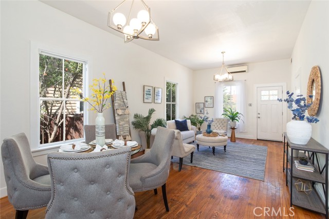 Detail Gallery Image 4 of 16 For 506 E 7th, Corona,  CA 92879 - 2 Beds | 1/1 Baths