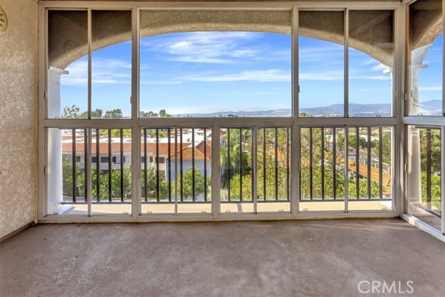 4001 Calle Sonora, Laguna Woods CA: https://media.crmls.org/medias/6b93f6d2-2392-4b78-82f3-f80653a60bc4.jpg
