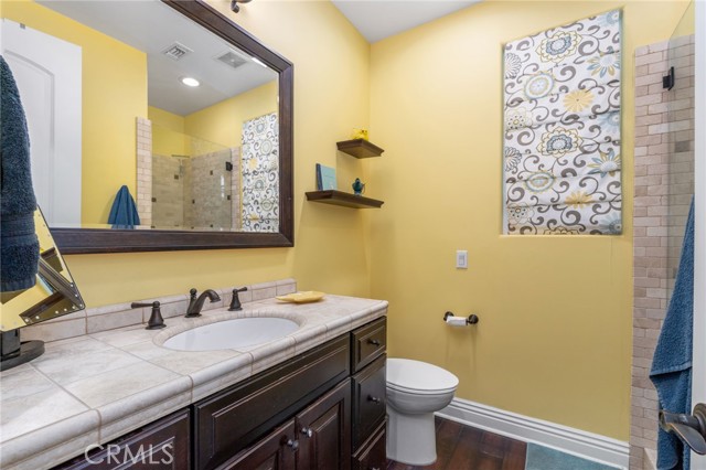 1033 Kimbark Avenue, San Bernardino CA: https://media.crmls.org/medias/6b94e689-5252-4d7f-a409-5f6b9e950f49.jpg