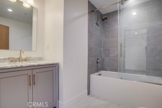 35 Raymond N, Pasadena CA: https://media.crmls.org/medias/6b95175c-2c40-45ce-9e33-134e22ce621e.jpg