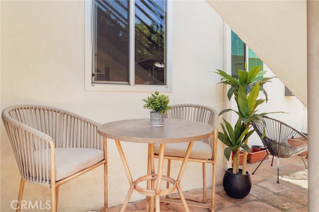 Detail Gallery Image 22 of 26 For 1918 11th St #D,  Santa Monica,  CA 90404 - 2 Beds | 2 Baths