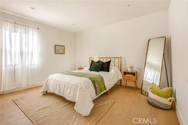 Detail Gallery Image 14 of 20 For 5125 Meridian St, Los Angeles,  CA 90042 - 3 Beds | 2 Baths