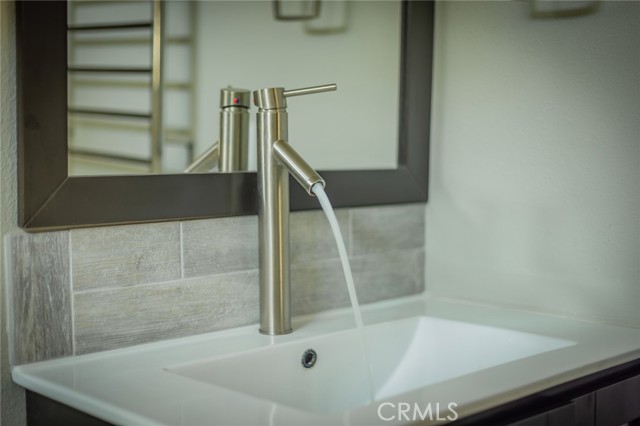 Detail Gallery Image 30 of 36 For 1682 Darnell Ct, Camarillo,  CA 93010 - 3 Beds | 2 Baths