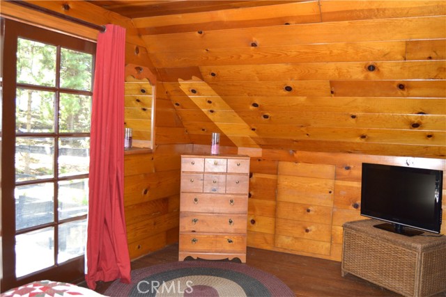 Detail Gallery Image 23 of 33 For 26156 Long Barn Rd, Long Barn,  CA 95335 - 5 Beds | 1/1 Baths