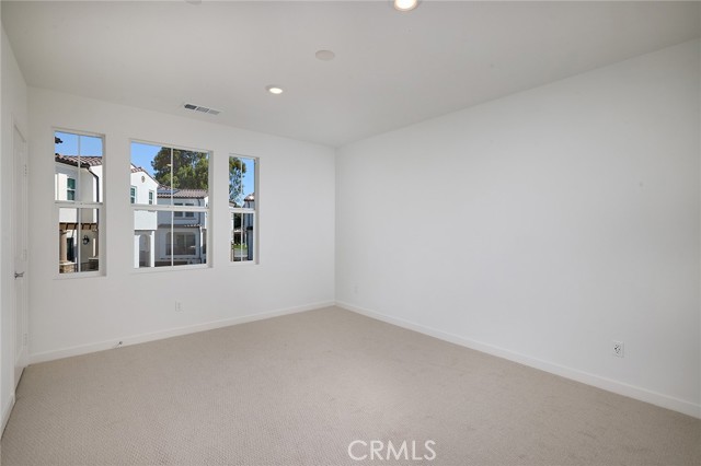 9831 La Serna Drive, Whittier CA: https://media.crmls.org/medias/6b966e27-45f4-471d-b5a0-f3e040268d68.jpg