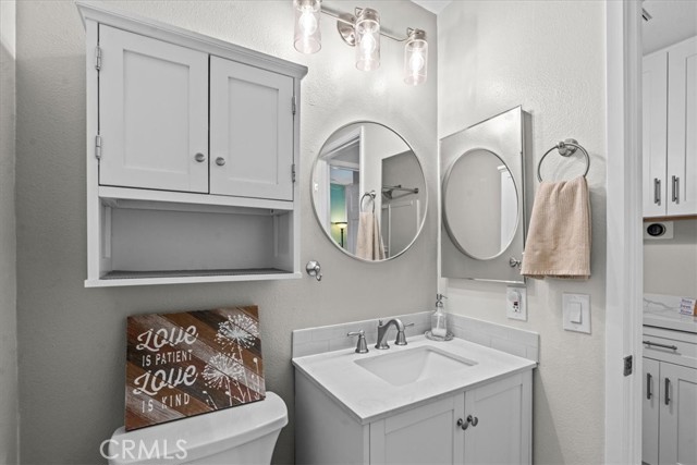 28 Via Terrano, Rancho Santa Margarita CA: https://media.crmls.org/medias/6b9ad23a-b986-401b-aa4f-85294f8519c8.jpg