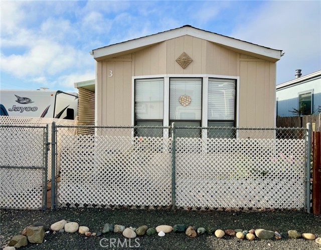 Detail Gallery Image 1 of 20 For 1680 Main St #3,  Morro Bay,  CA 93442 - 1 Beds | 1 Baths