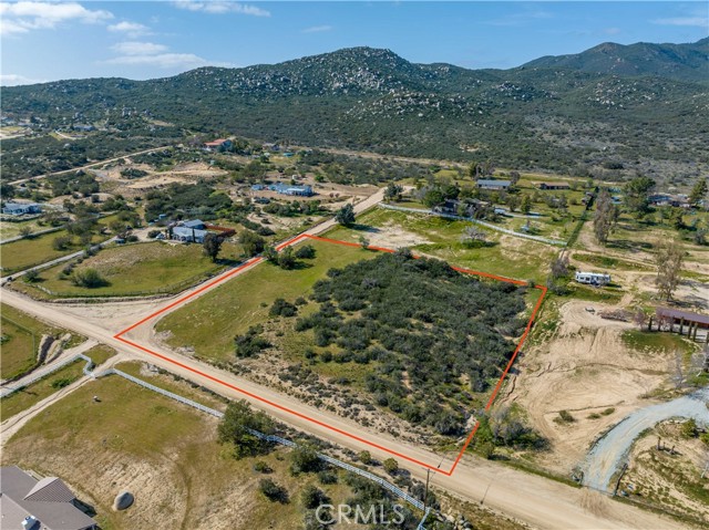 39 N Caliente Court, Aguanga, CA, 92536 39 N Caliente Court, Aguanga, CA, 92536