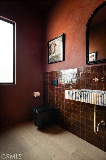 Detail Gallery Image 20 of 64 For 15719 Hartsook, Encino,  CA 91436 - 4 Beds | 4/1 Baths