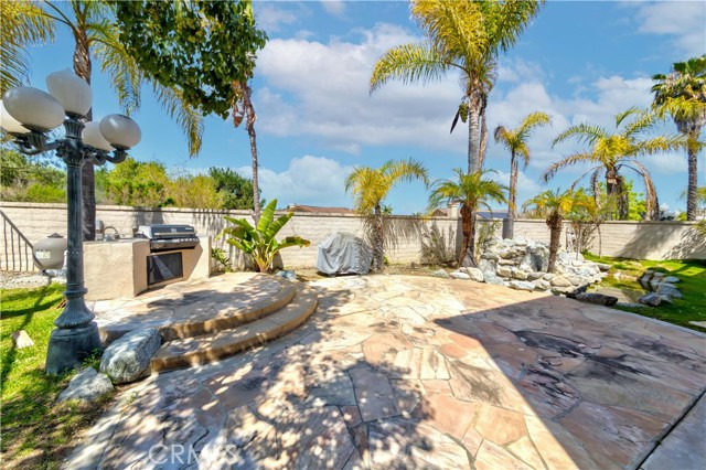 2161 S Ferrier Court, La Habra CA: https://media.crmls.org/medias/6b9c353f-2828-4636-8461-b8d5b7d7d514.jpg
