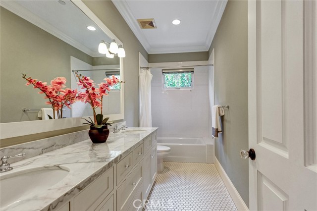 Detail Gallery Image 20 of 41 For 1020 Monte Verde Dr, Arcadia,  CA 91007 - 4 Beds | 4 Baths