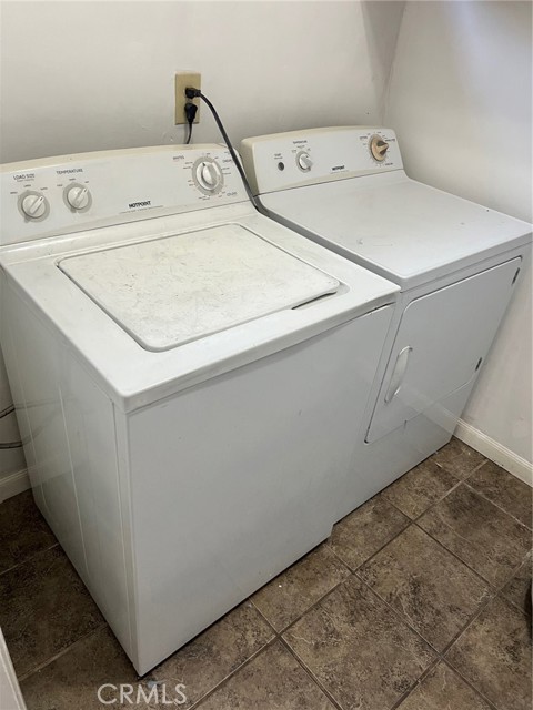 635 Myrtle #2, Glendora CA: https://media.crmls.org/medias/6b9c79c3-d35d-4bc8-827b-073582ce3fdb.jpg