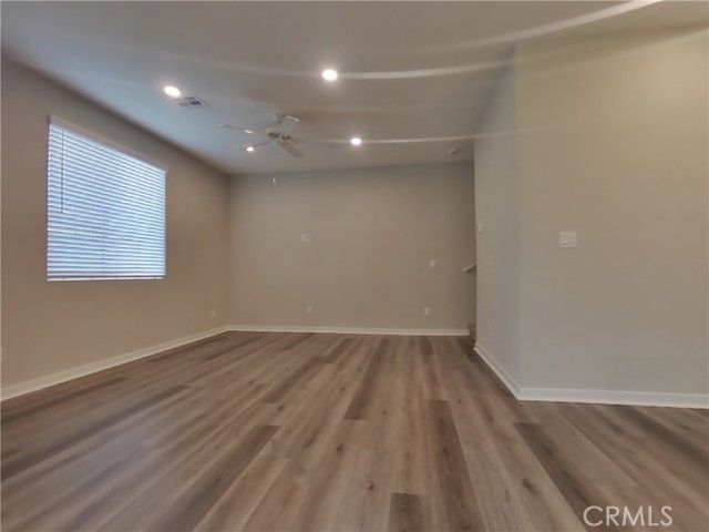 31587 Willowwood Way, Menifee CA: https://media.crmls.org/medias/6b9cfa4b-782c-41af-8f77-47b9e5a07997.jpg