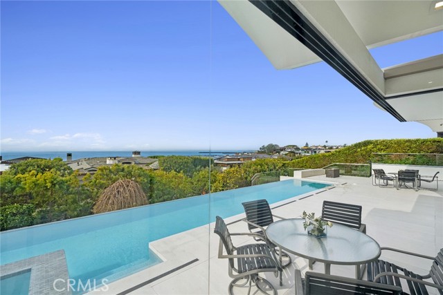 Detail Gallery Image 18 of 62 For 4607 Perham, Corona Del Mar,  CA 92625 - 4 Beds | 6/1 Baths