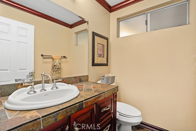 Detail Gallery Image 23 of 61 For 19015 Envoy Ave, Corona,  CA 92881 - 3 Beds | 2/1 Baths