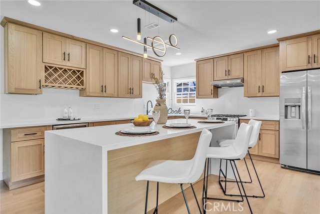 1321 S 8th Avenue, Arcadia CA: https://media.crmls.org/medias/6b9e14e8-b42b-43a7-afb7-b2ee241810e5.jpg