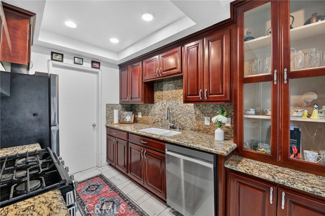 Detail Gallery Image 13 of 45 For 20362 #10 Flower Gate, Yorba Linda,  CA 92886 - 3 Beds | 2/1 Baths