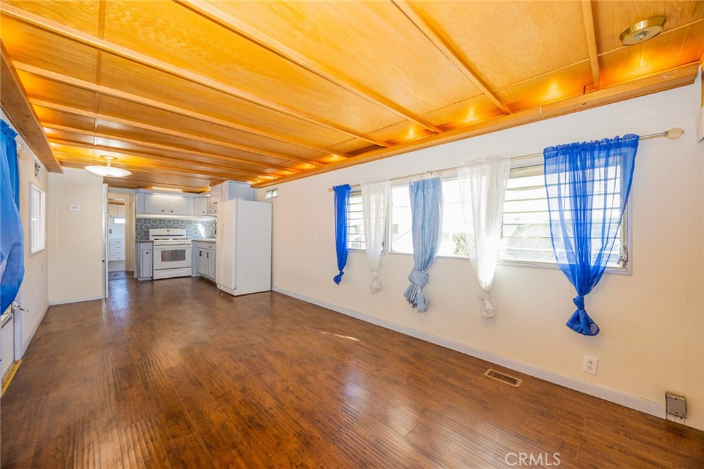 MLS #IG25171981 image #8