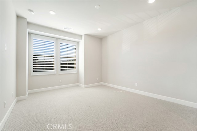 Detail Gallery Image 17 of 27 For 19197 Tideline Ct, Huntington Beach,  CA 92648 - 4 Beds | 2/1 Baths