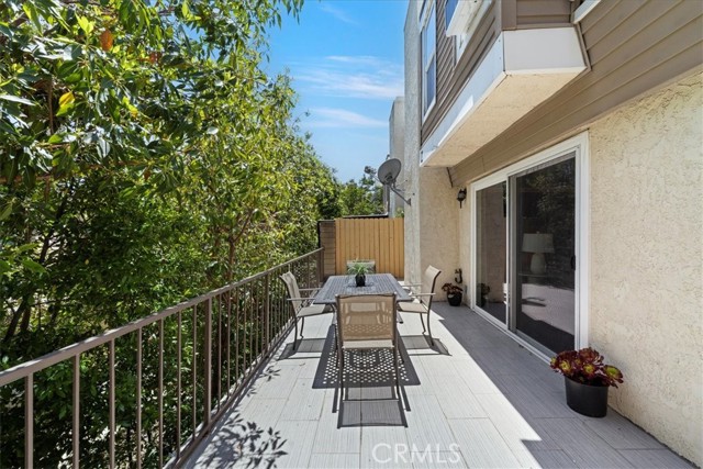 Detail Gallery Image 28 of 38 For 866 Sierra Madre Villa Ave #7,  Pasadena,  CA 91107 - 3 Beds | 2/1 Baths