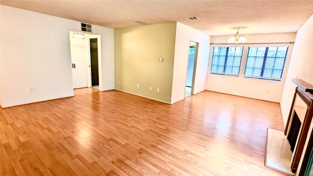 1429 Valley View Road, 6 photo 5