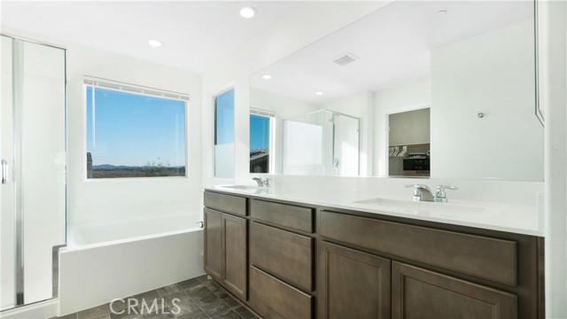 Detail Gallery Image 23 of 36 For 4774 Albatross, Perris,  CA 92571 - 4 Beds | 2/1 Baths