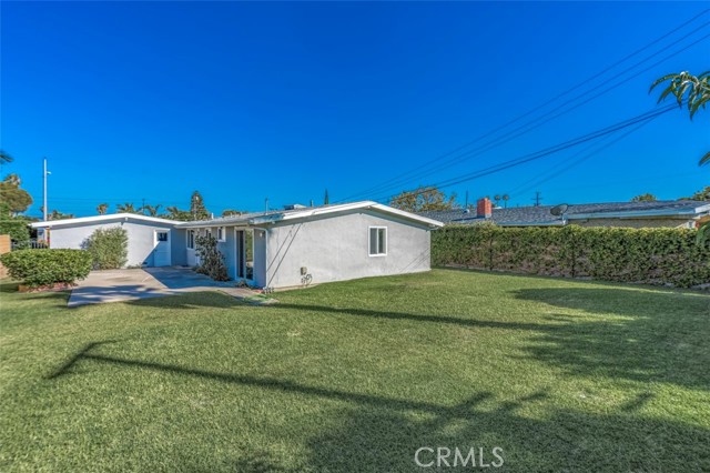 Detail Gallery Image 9 of 26 For 2391 Westminster Ave, Costa Mesa,  CA 92627 - 3 Beds | 2 Baths