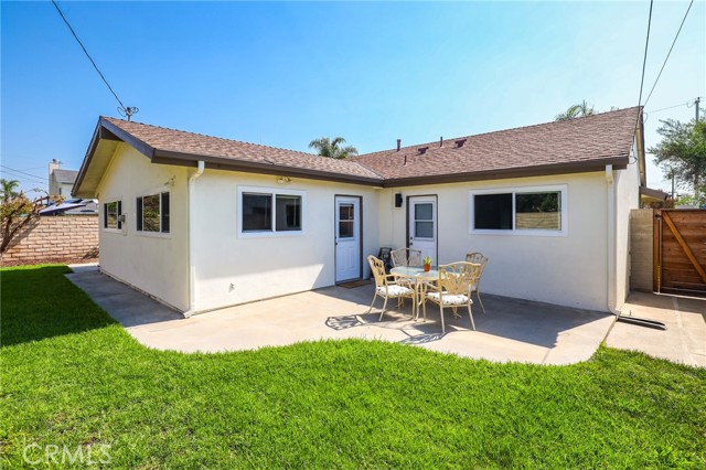 20071 Moontide Circle, Huntington Beach CA: https://media.crmls.org/medias/6ba0c6de-6007-4166-b202-5d70e810bf94.jpg