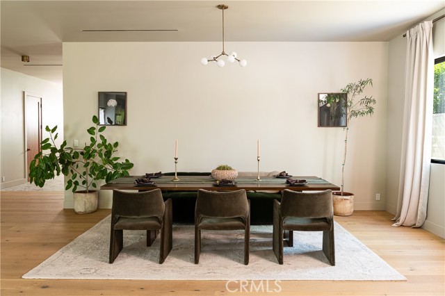 Detail Gallery Image 16 of 65 For 15719 Hartsook St, Encino,  CA 91436 - 4 Beds | 4/1 Baths