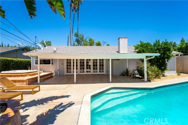 Detail Gallery Image 31 of 39 For 23172 Gainford St, Woodland Hills,  CA 91364 - 3 Beds | 2/1 Baths