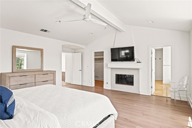 1646 1st Street, Manhattan Beach CA: https://media.crmls.org/medias/6ba158ab-ff2c-46c0-b7b8-aca4d1937725.jpg