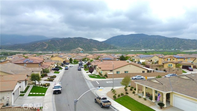 Detail Gallery Image 5 of 29 For 18016 Ribwort Rd, San Bernardino,  CA 92407 - 4 Beds | 3/1 Baths