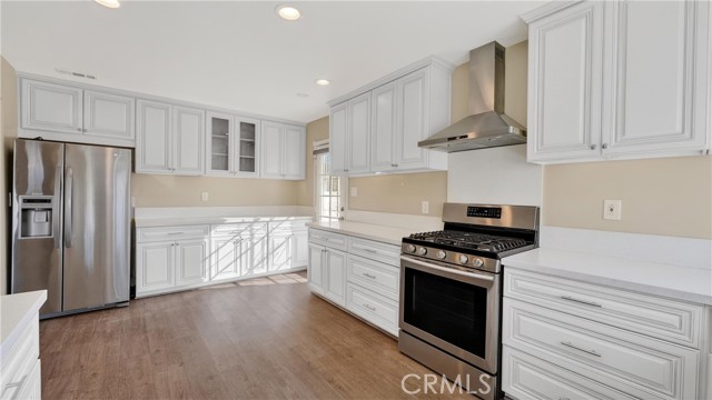 Image 40 of 62 For 14934 Lofthill