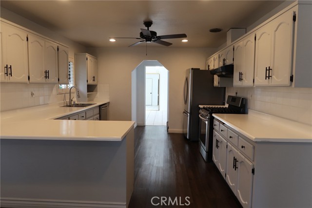 Detail Gallery Image 8 of 45 For 455 Nassau Ave, Los Angeles,  CA 90063 - 4 Beds | 3 Baths