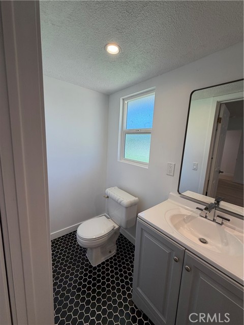 Detail Gallery Image 18 of 19 For 9660 Vanalden, Northridge,  CA 91324 - 5 Beds | 5 Baths