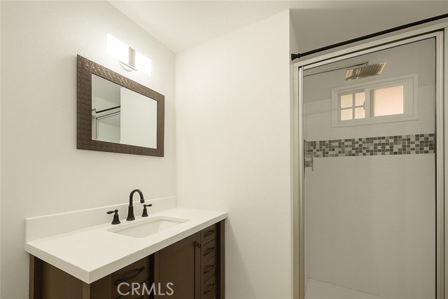 Detail Gallery Image 2 of 14 For 4015 Mountain Dr #8,  San Bernardino,  CA 92407 - 2 Beds | 1 Baths