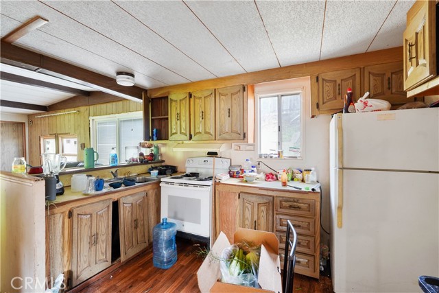 Detail Gallery Image 6 of 19 For 16125 Quail Trl, Clearlake Oaks,  CA 95423 - 2 Beds | 1 Baths