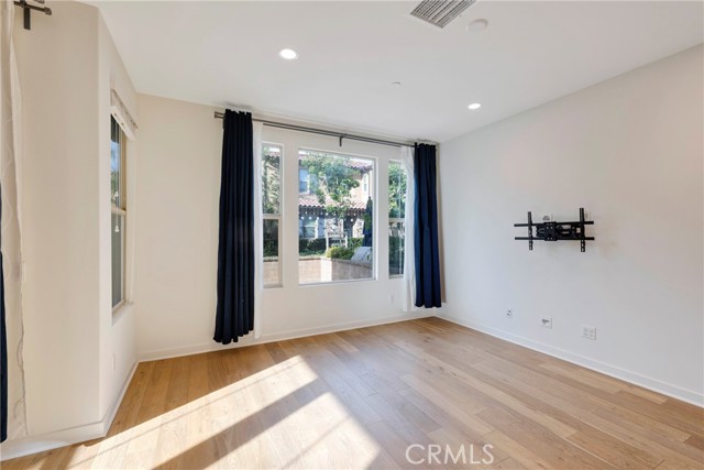 Detail Gallery Image 15 of 41 For 18 Prominence, Lake Forest,  CA 92630 - 3 Beds | 2/1 Baths