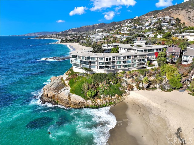 31561 Table Rock Drive # 213, Laguna Beach, California 92651, 2 Bedrooms Bedrooms, ,1 BathroomBathrooms,Residential Lease,For Rent,31561 Table Rock Drive # 213,CROC24238567